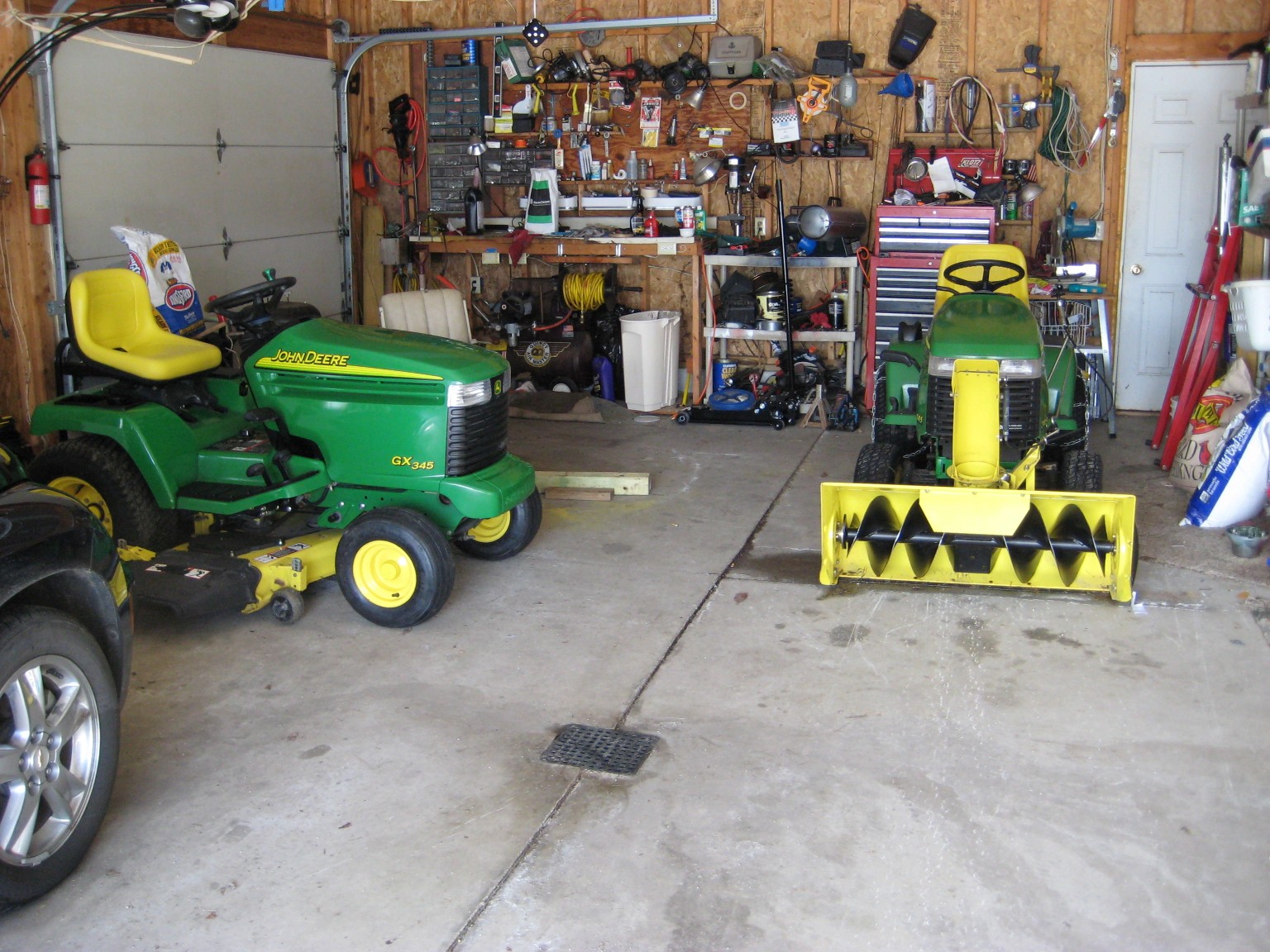 John Deere GX345 Photo Gallery